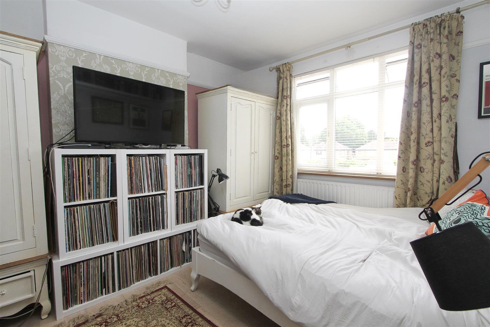 Dale Park Avenue, Carshalton